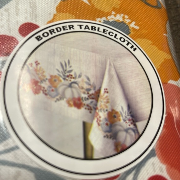 🐣Perfect Harvest Tablecloths Bundle (2) - Picture 4 of 6